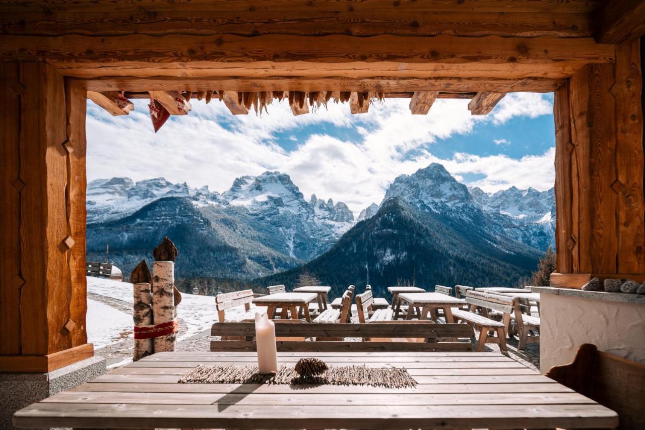 Fogajard Lovely Chalet 마돈나 디 캄필리오 외부 사진