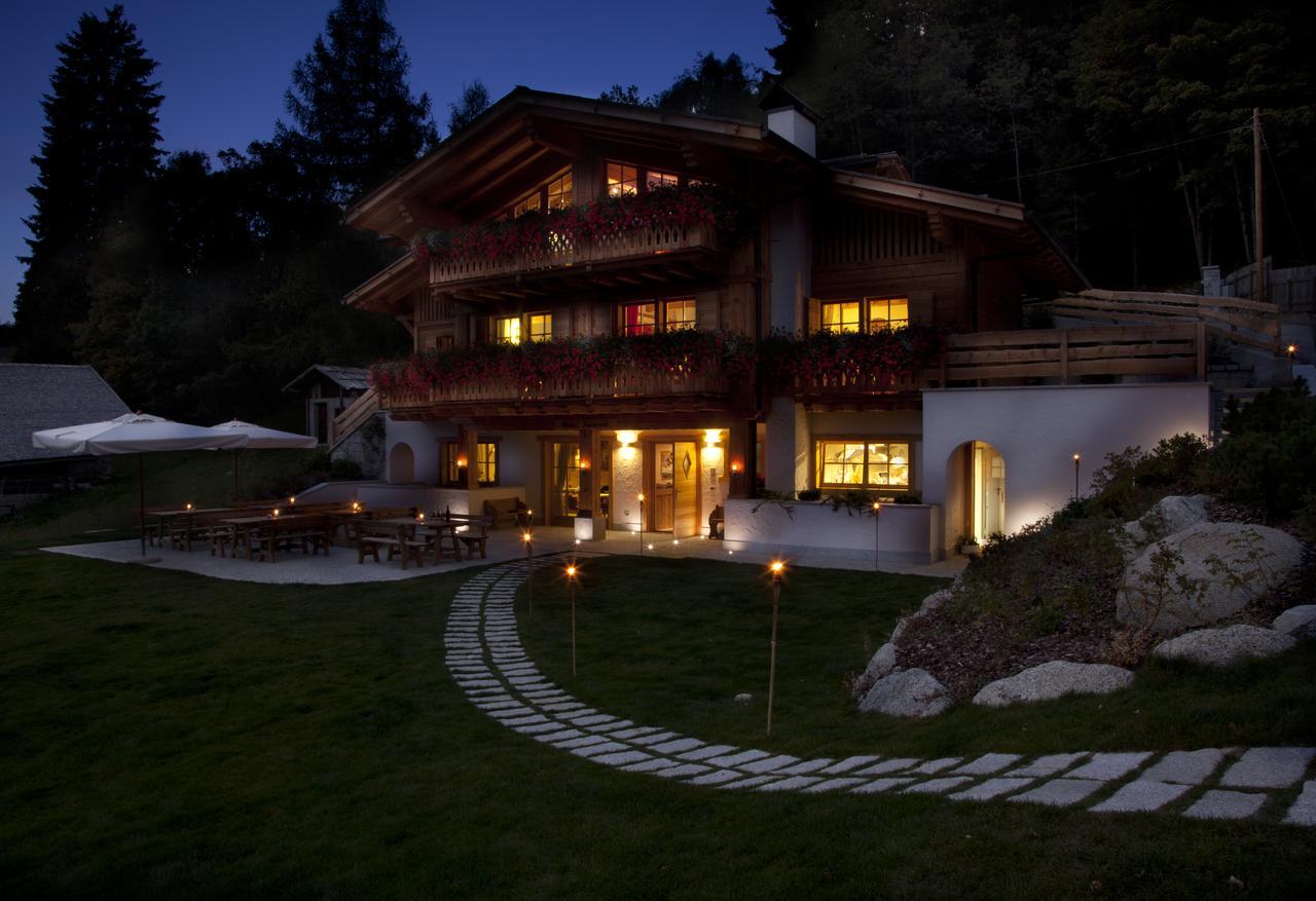 Fogajard Lovely Chalet 마돈나 디 캄필리오 외부 사진